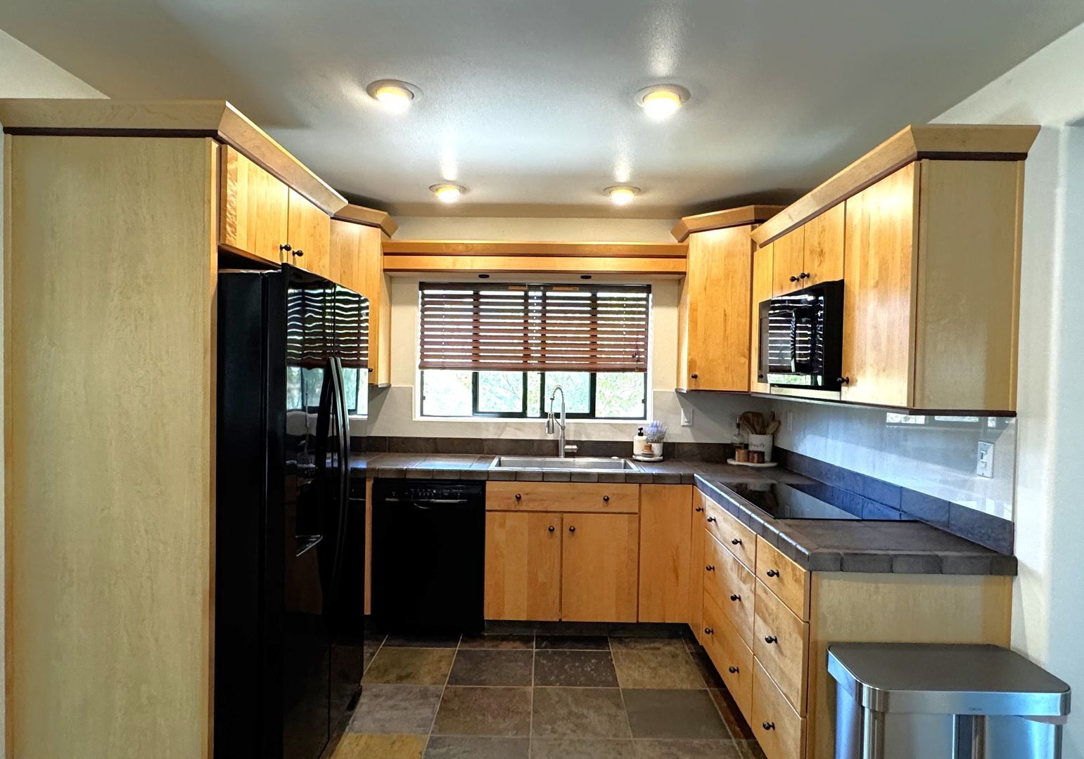 42755 Santiago Place - Bermuda Dunes - California - 2 bed, 2 bath rental property