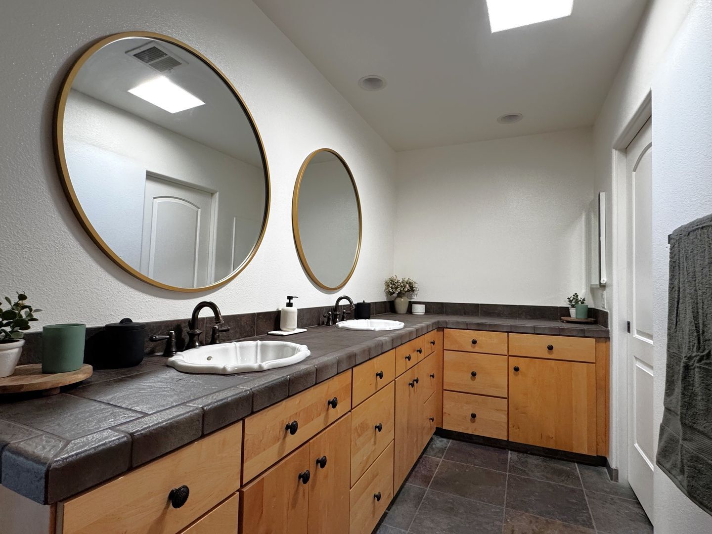 42755 Santiago Place - Bermuda Dunes - California - 2 bed, 2 bath rental property