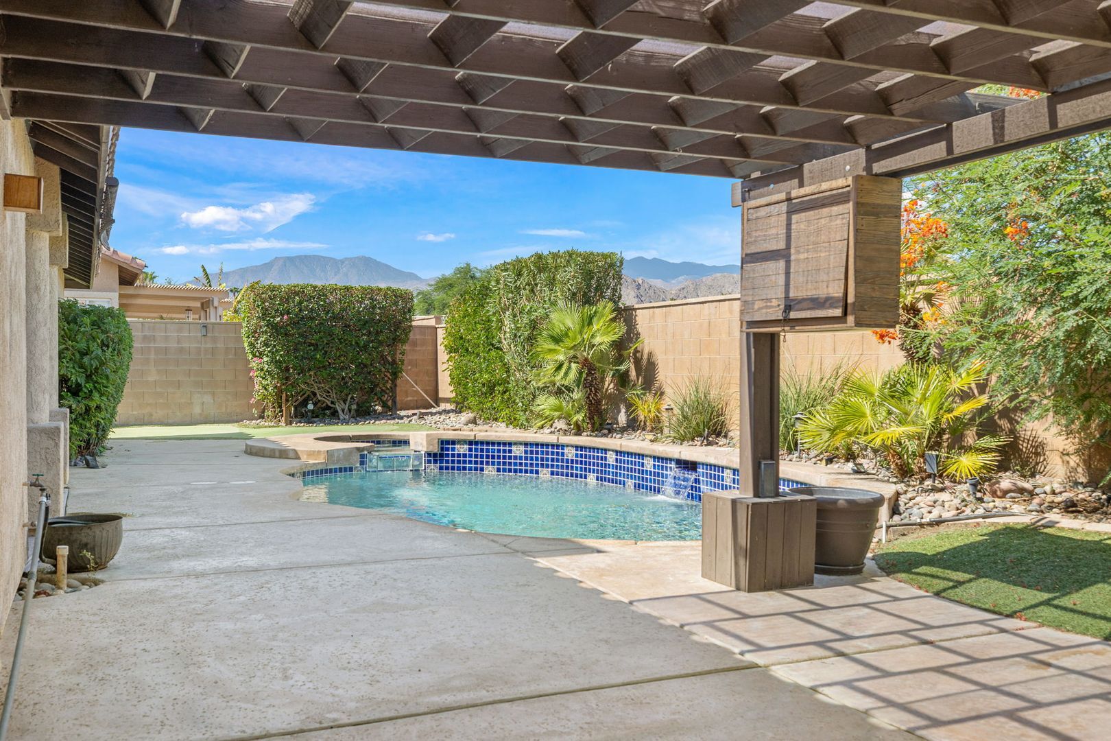43755 Milan Court - La Quinta - California - 3 bed, 2 bath rental property