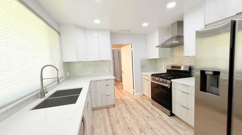 545 S Calle Amigos - Unit A - Palm Springs - California - 2 bed, 2 bath rental property