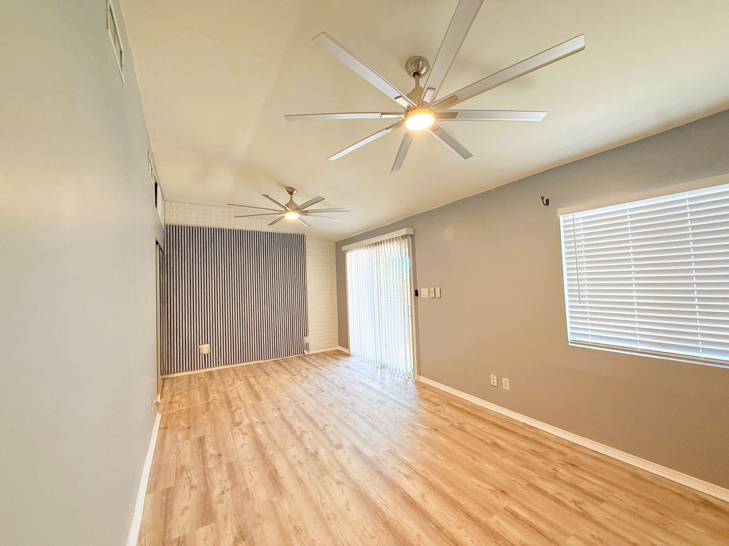 545 S Calle Amigos - Unit A - Palm Springs - California - 2 bed, 2 bath rental property