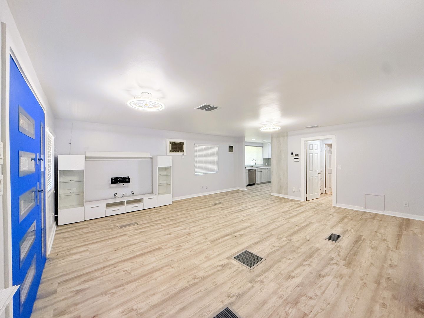 545 S Calle Amigos - Unit A - Palm Springs - California - 2 bed, 2 bath rental property