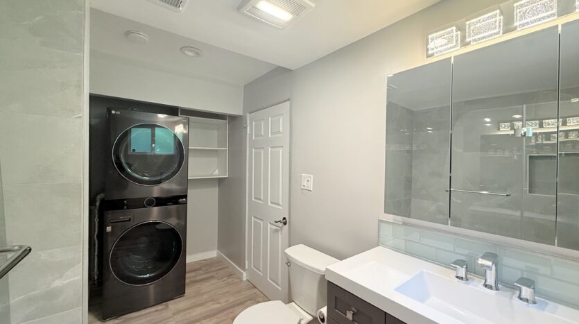 545 S Calle Amigos - Unit A - Palm Springs - California - 2 bed, 2 bath rental property