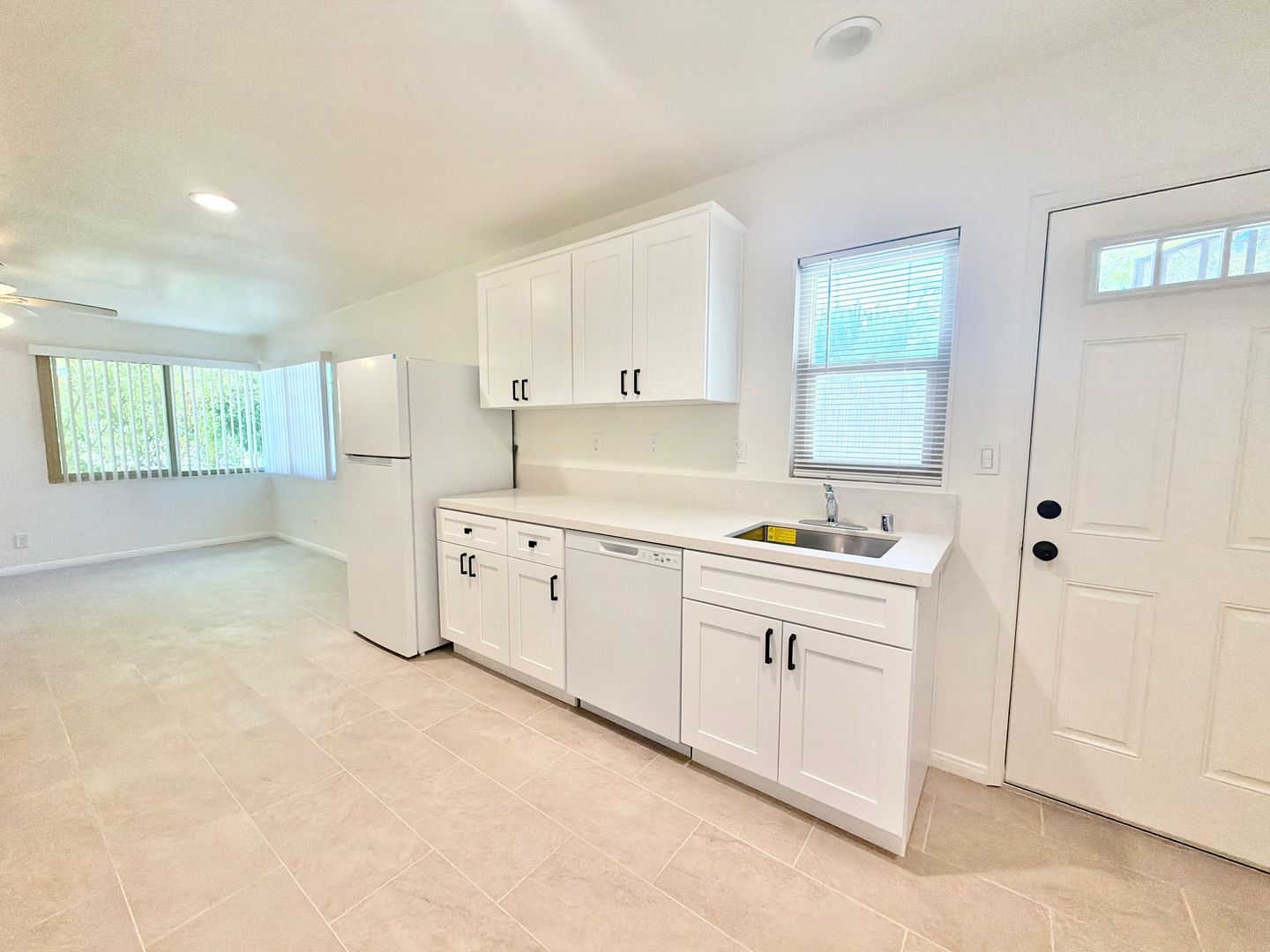 579 S Highland Drive - 10 - Palm Springs - California - 1 bath rental property