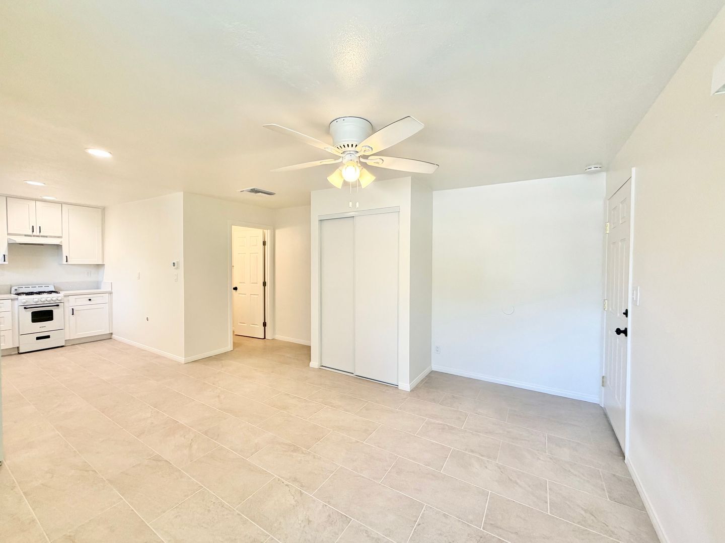 579 S Highland Drive - 10 - Palm Springs - California - 1 bath rental property
