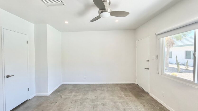 700 N Riverside Dr. - Unit 2 - Palm Springs - California - 1 bath rental property