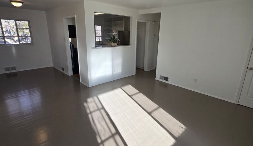 825 Monroe St. NE - Albuquerque - New Mexico - 4 bed, 2 bath rental property