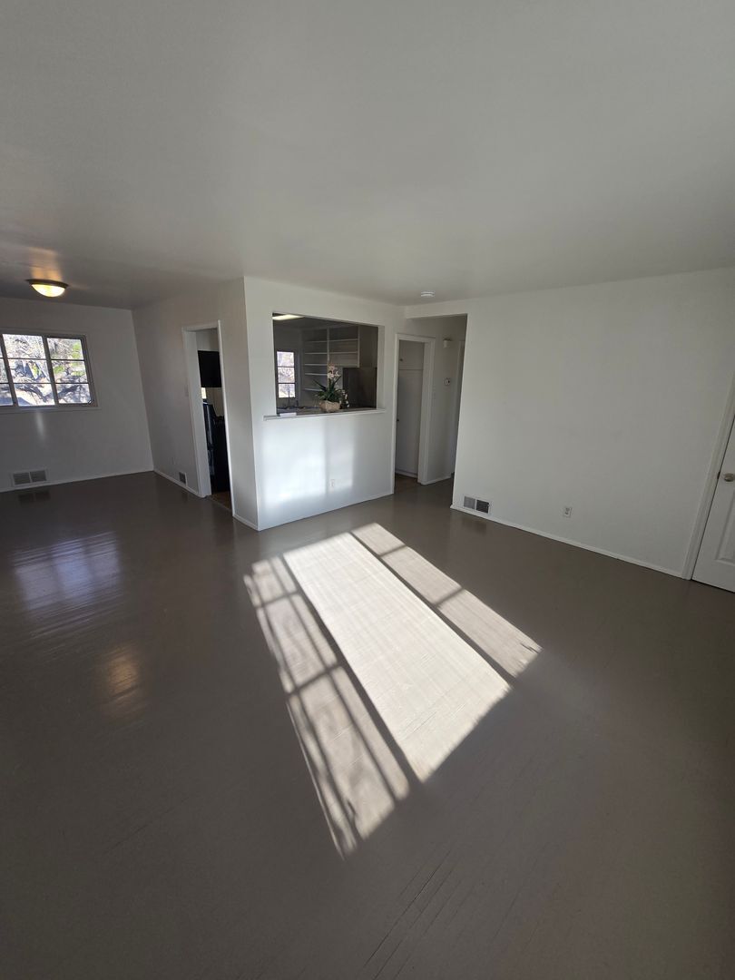 825 Monroe St. NE - Albuquerque - New Mexico - 4 bed, 2 bath rental property