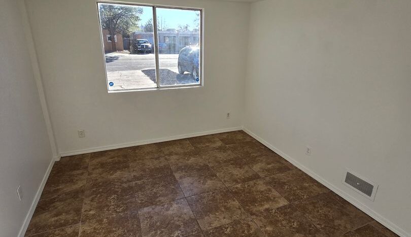 825 Monroe St. NE - Albuquerque - New Mexico - 4 bed, 2 bath rental property
