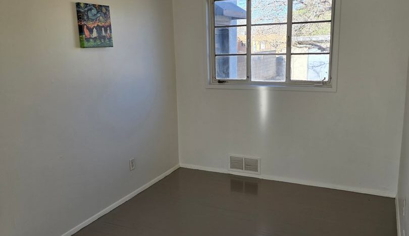 825 Monroe St. NE - Albuquerque - New Mexico - 4 bed, 2 bath rental property