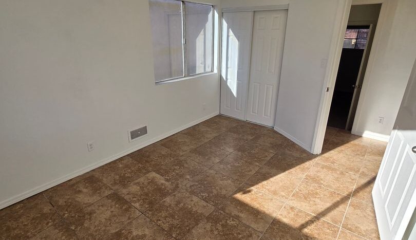 825 Monroe St. NE - Albuquerque - New Mexico - 4 bed, 2 bath rental property