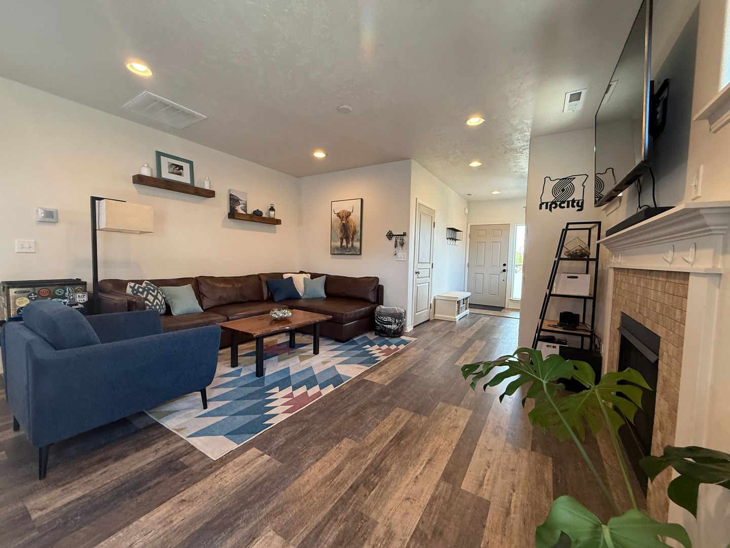 894 NW 24th Way - Redmond - Oregon - 3 bed, 2 bath rental property