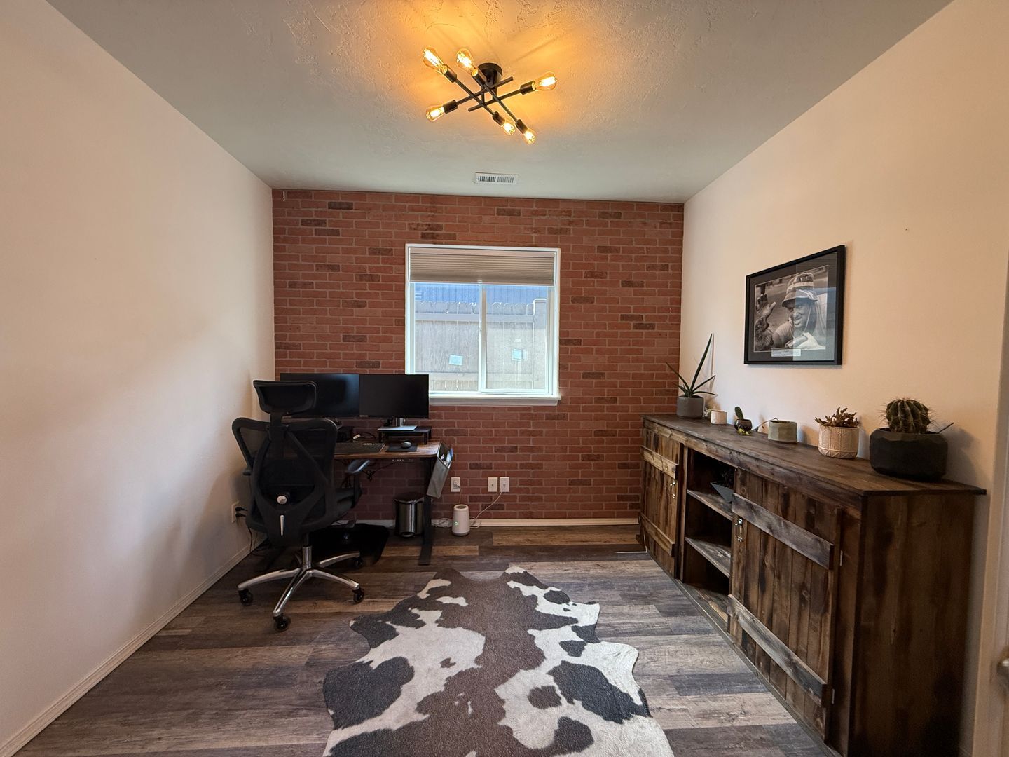 894 NW 24th Way - Redmond - Oregon - 3 bed, 2 bath rental property