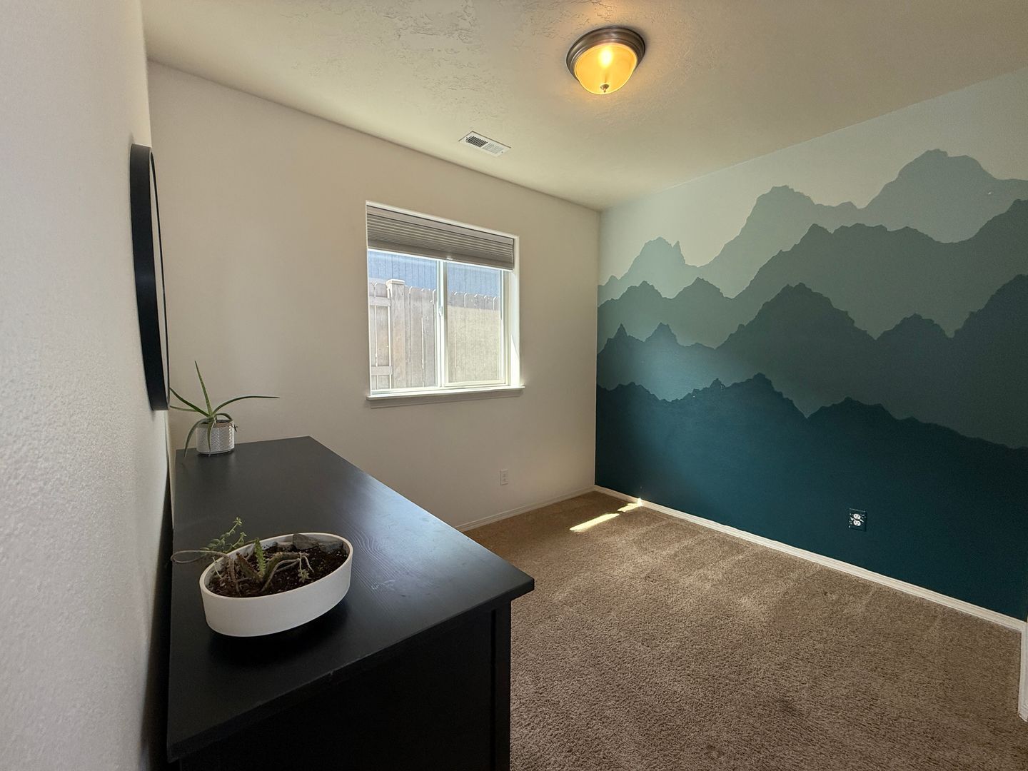 894 NW 24th Way - Redmond - Oregon - 3 bed, 2 bath rental property