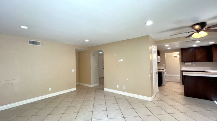 940 Birmingham Dr - Corona - California - 3 bed, 2.5 bath rental property