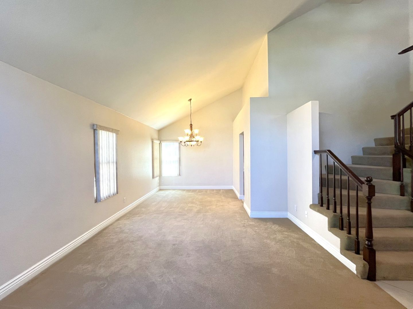 940 Birmingham Dr - Corona - California - 3 bed, 2.5 bath rental property