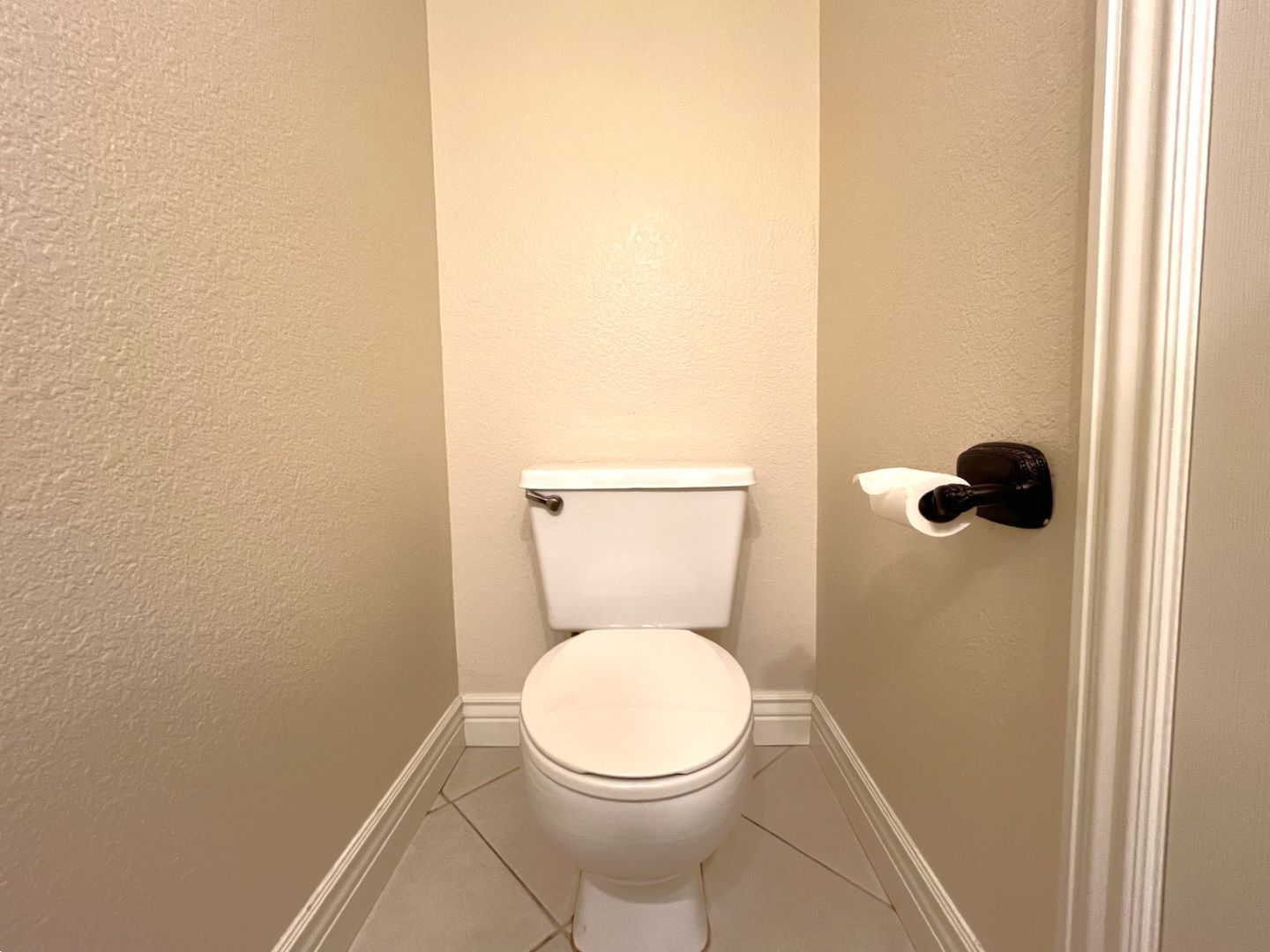 940 Birmingham Dr - Corona - California - 3 bed, 2.5 bath rental property
