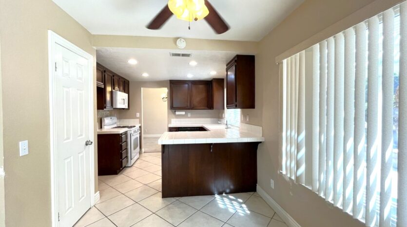 940 Birmingham Dr - Corona - California - 3 bed, 2.5 bath rental property