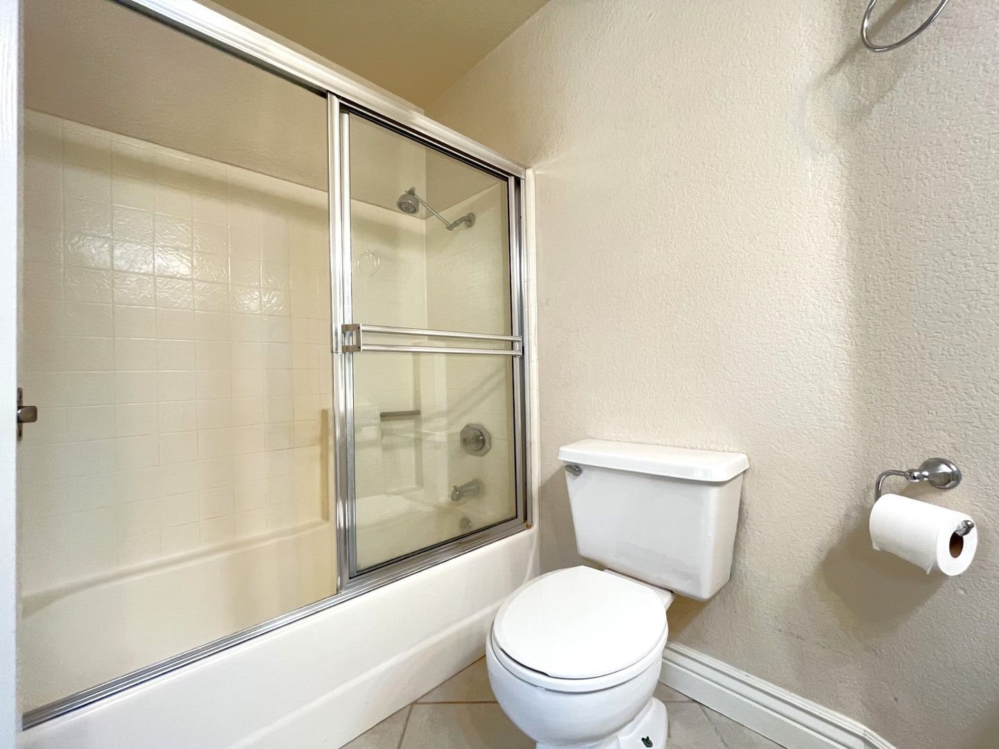 940 Birmingham Dr - Corona - California - 3 bed, 2.5 bath rental property