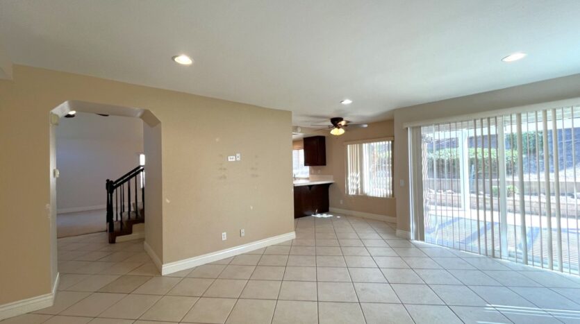 940 Birmingham Dr - Corona - California - 3 bed, 2.5 bath rental property