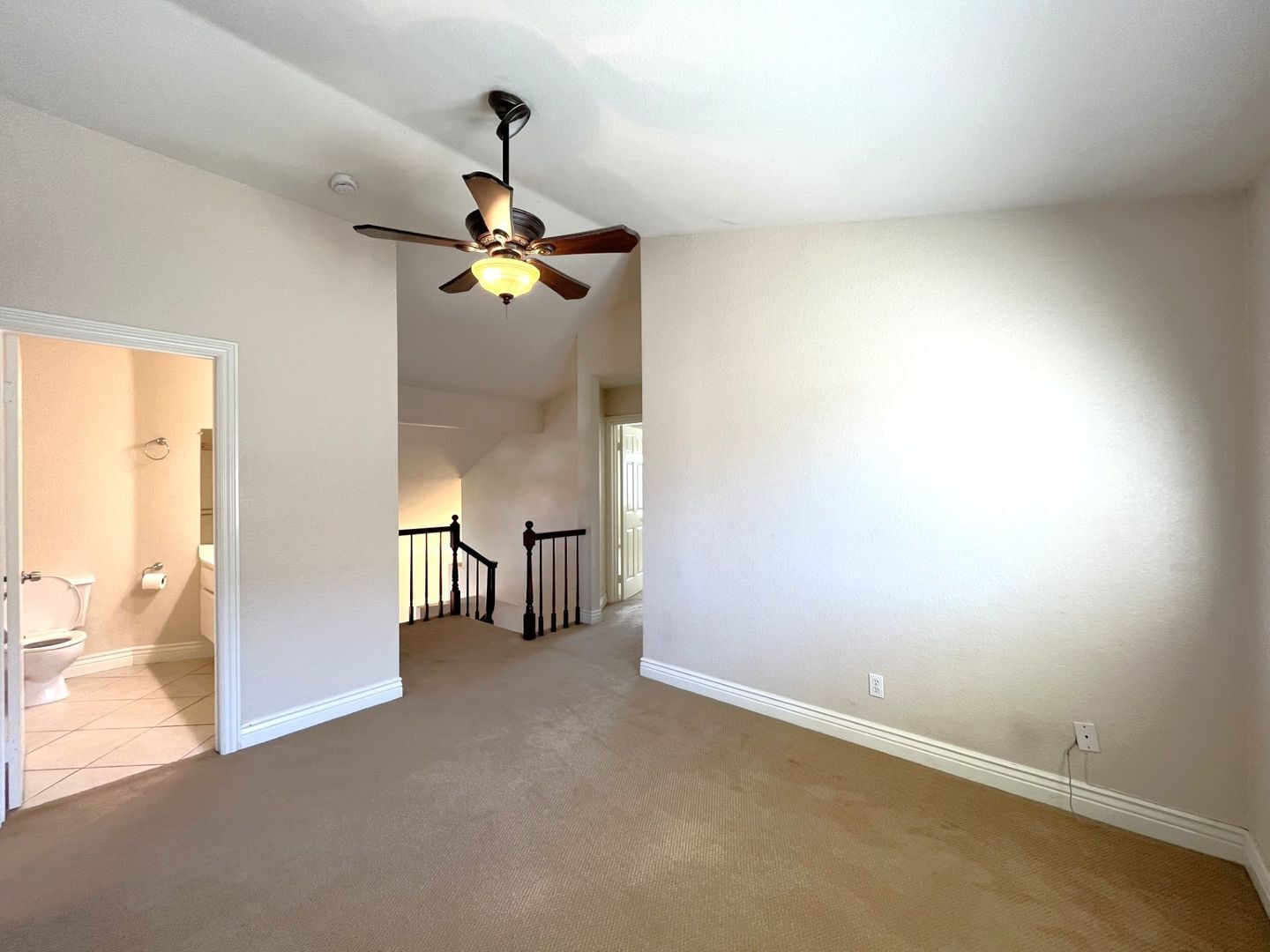 940 Birmingham Dr - Corona - California - 3 bed, 2.5 bath rental property