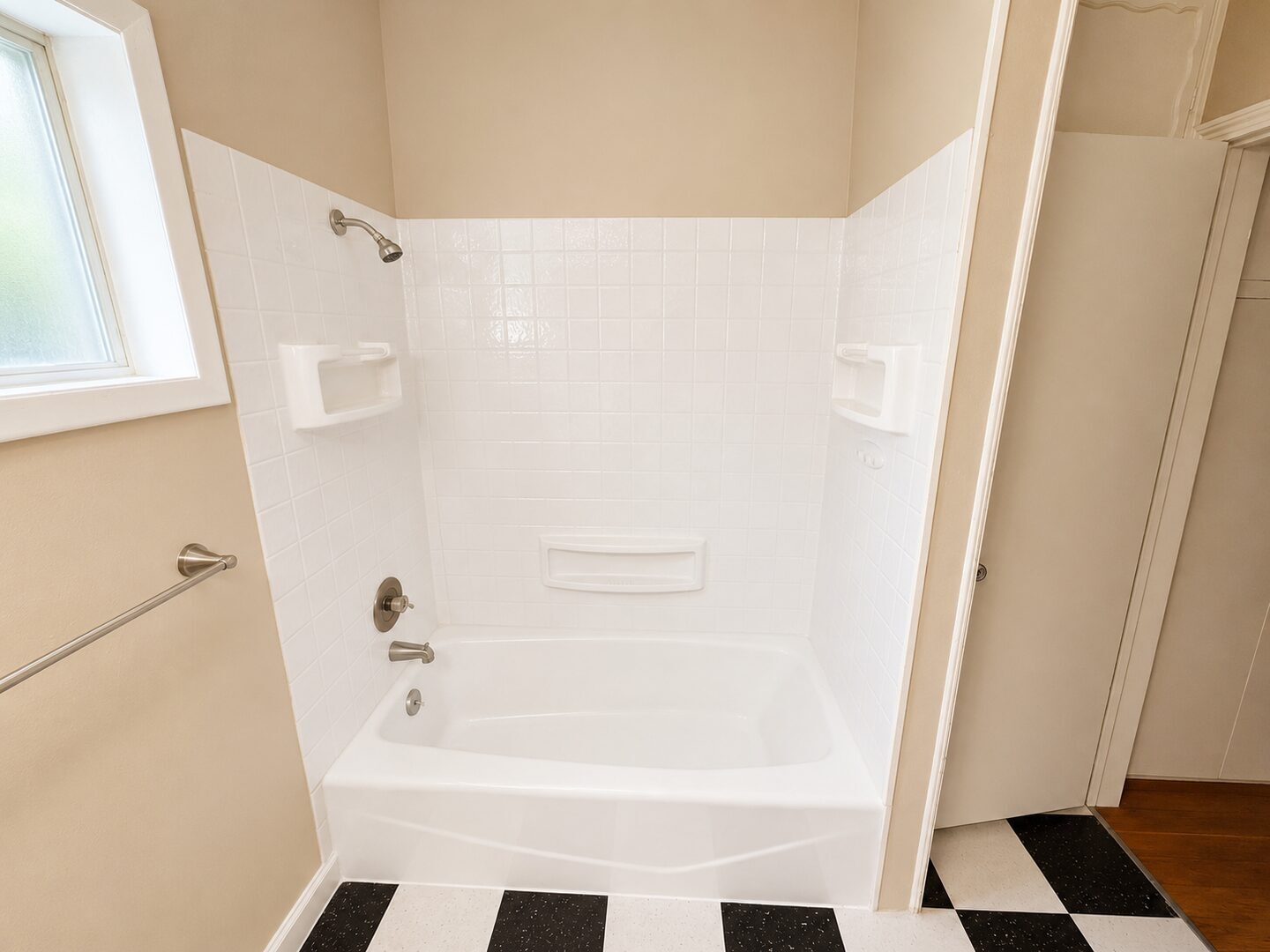 9628-9636-9638 SE Holgate Blvd - Portland - Oregon - 2 bed, 1 bath rental property