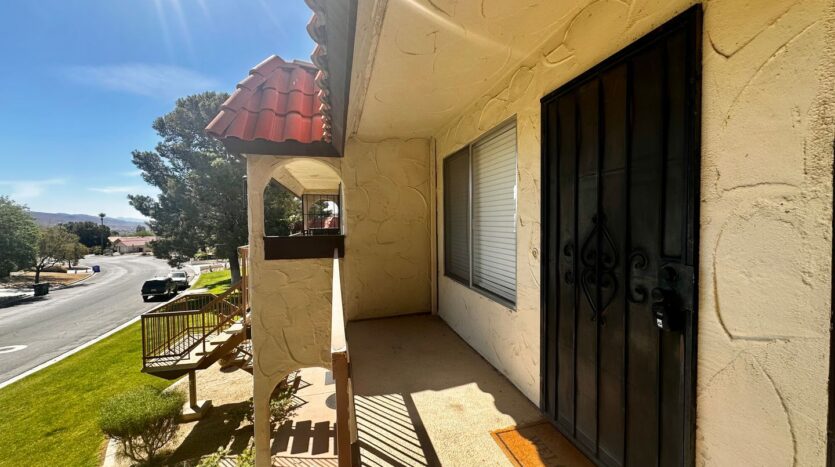 9647 Spyglass Avenue Unit 20 - Desert Hot Springs - California - 1 bed, 1 bath rental property
