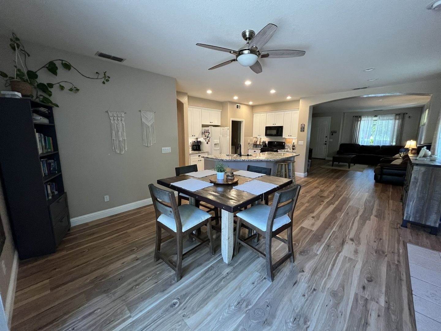 9756 Sage Thrasher Circle - Elk Grove - California - 4 bed, 2 bath rental property