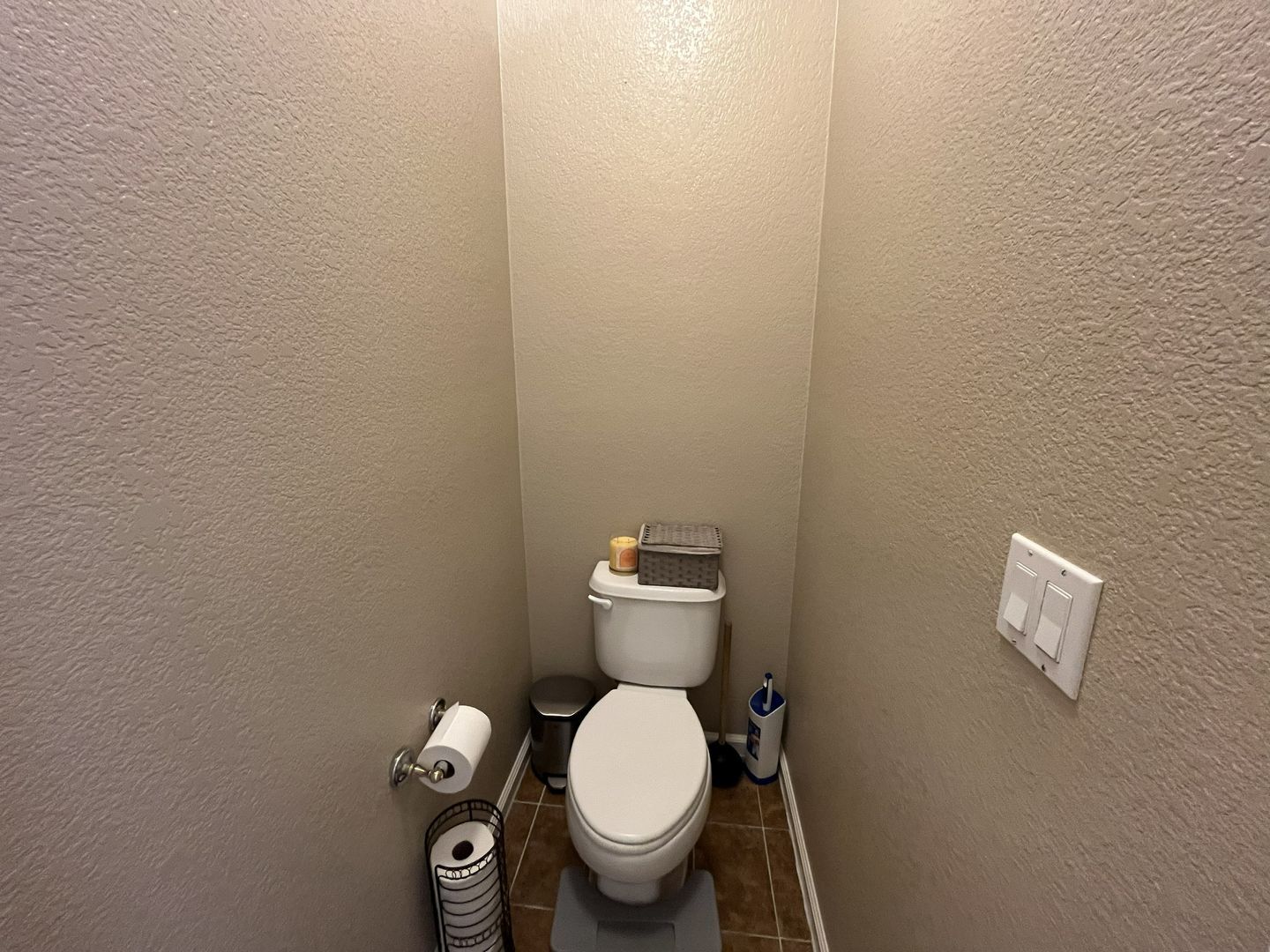 9756 Sage Thrasher Circle - Elk Grove - California - 4 bed, 2 bath rental property
