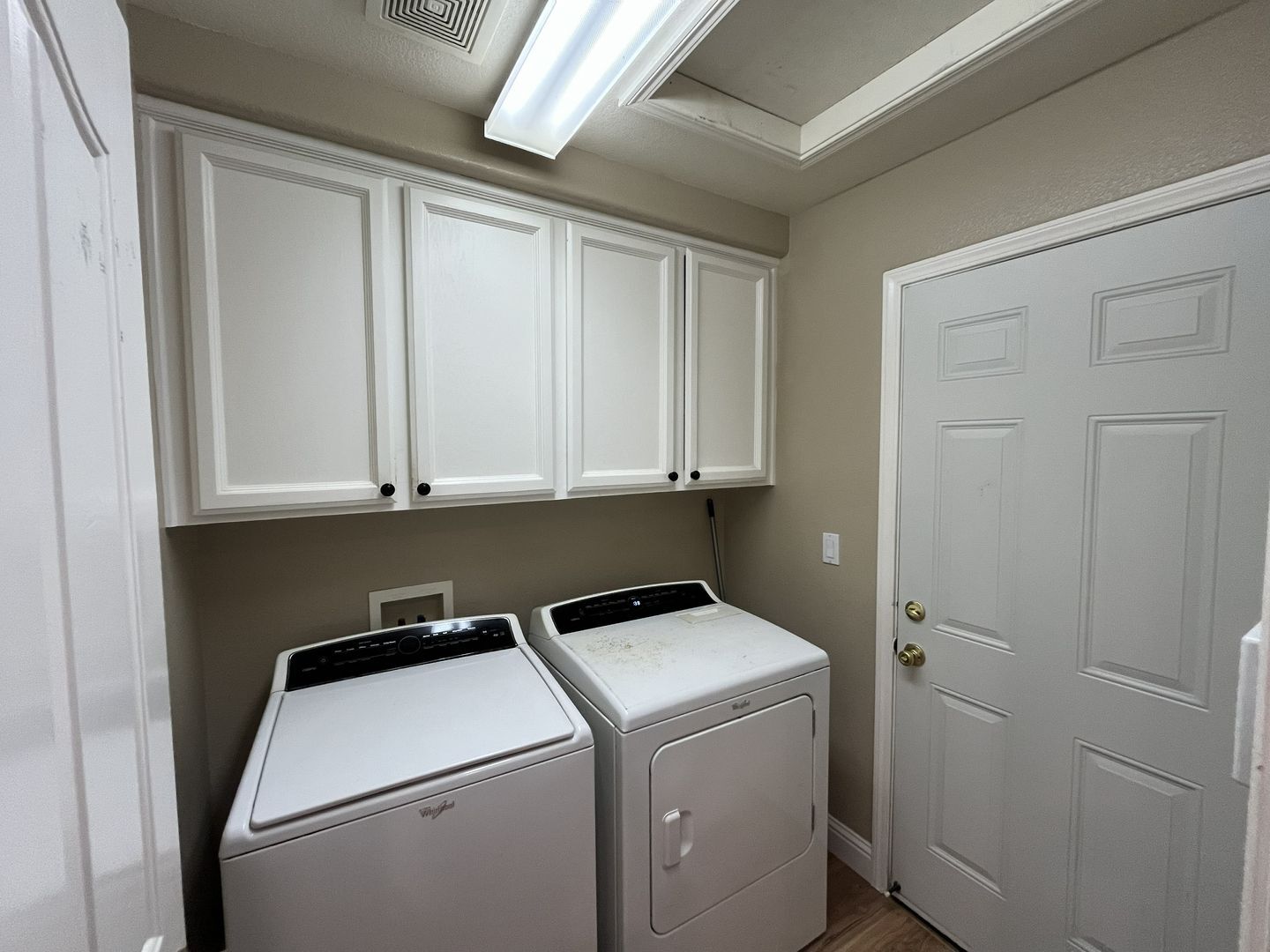 9756 Sage Thrasher Circle - Elk Grove - California - 4 bed, 2 bath rental property
