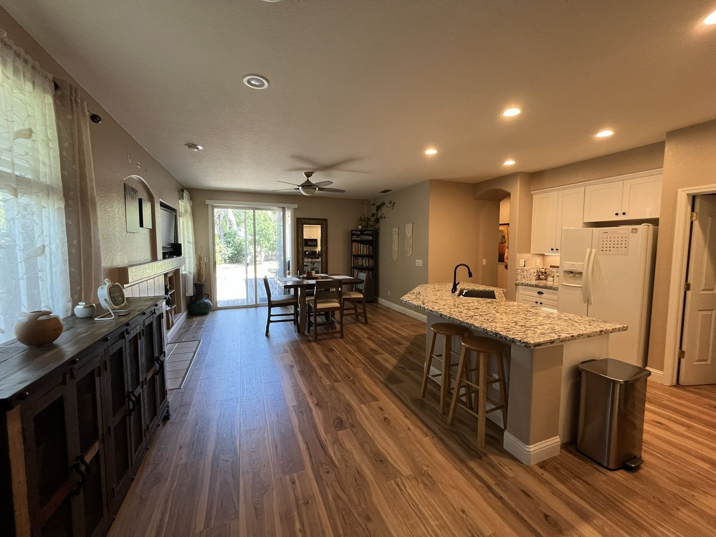 9756 Sage Thrasher Circle - Elk Grove - California - 4 bed, 2 bath rental property