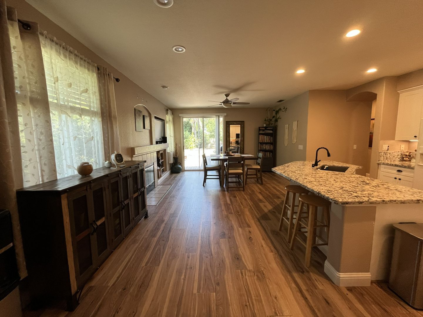 9756 Sage Thrasher Circle - Elk Grove - California - 4 bed, 2 bath rental property