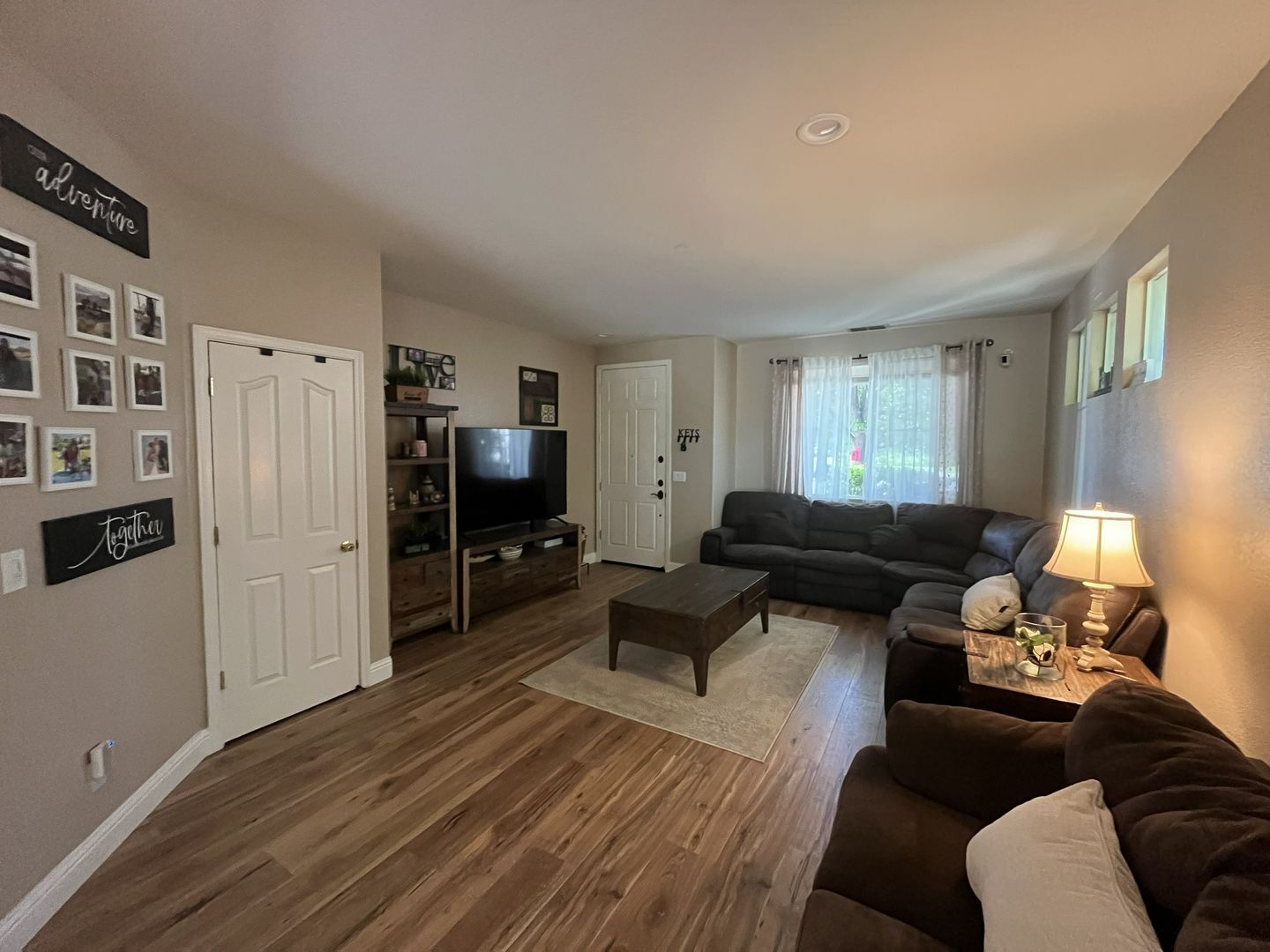 9756 Sage Thrasher Circle - Elk Grove - California - 4 bed, 2 bath rental property