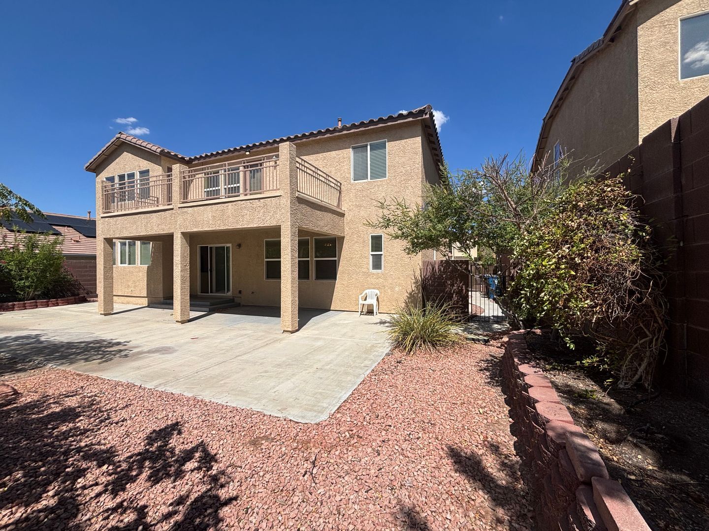 1001 Pleasing Plateau St - Henderson - Nevada - 4 bed, 2.5 bath rental property