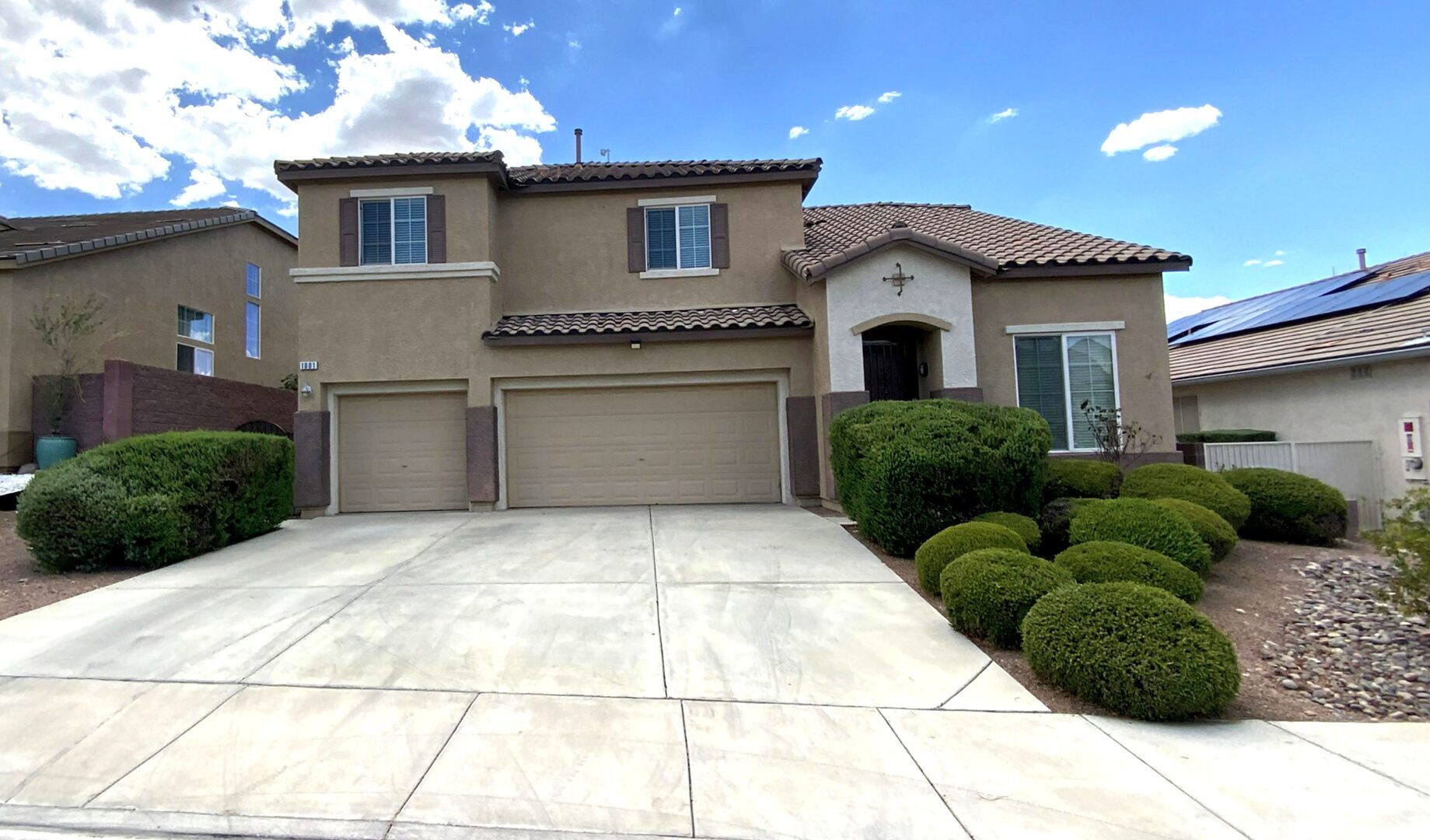 1001 Pleasing Plateau St - Henderson - Nevada - 4 bed, 2.5 bath rental property