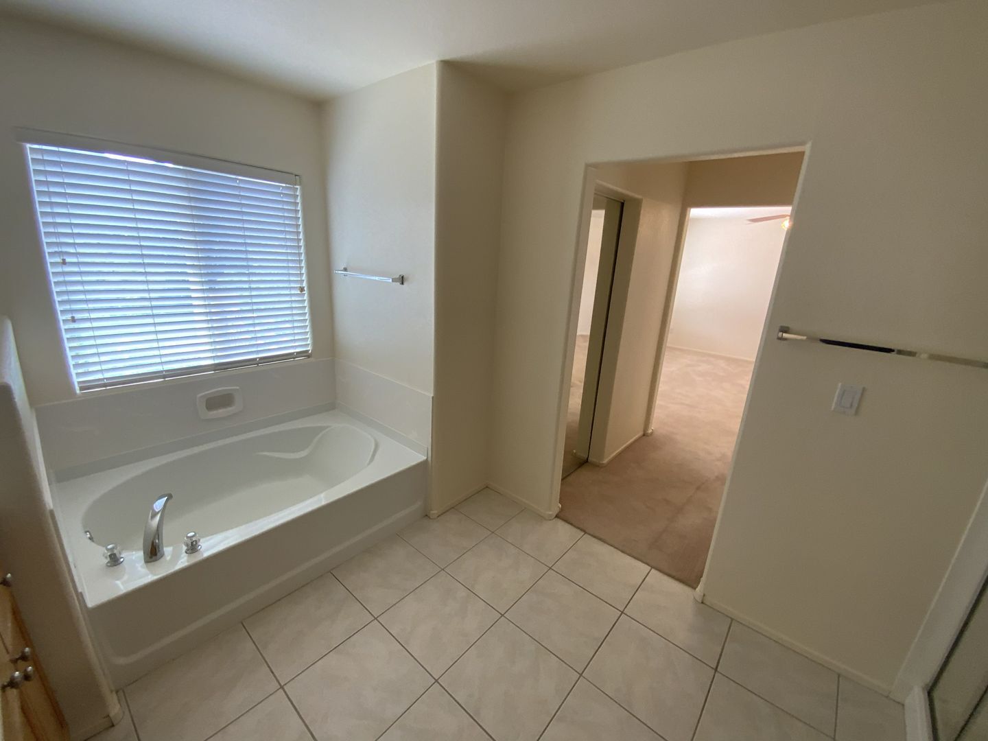 1001 Pleasing Plateau St - Henderson - Nevada - 4 bed, 2.5 bath rental property