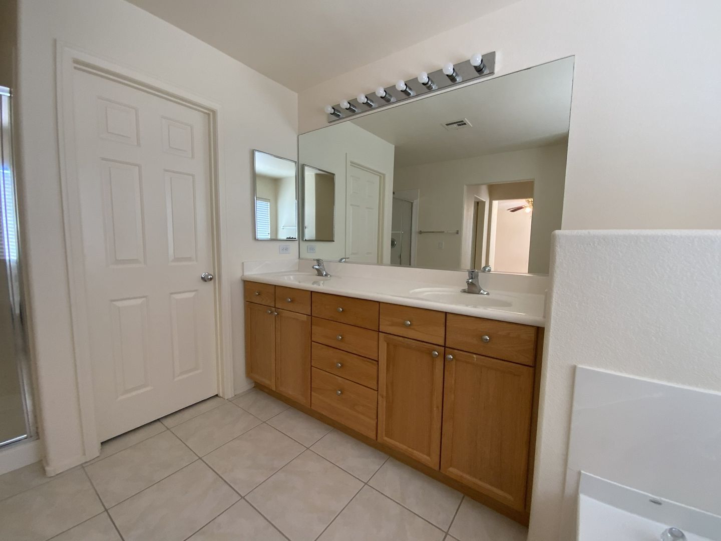 1001 Pleasing Plateau St - Henderson - Nevada - 4 bed, 2.5 bath rental property