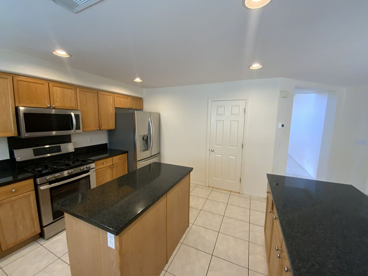 1001 Pleasing Plateau St - Henderson - Nevada - 4 bed, 2.5 bath rental property