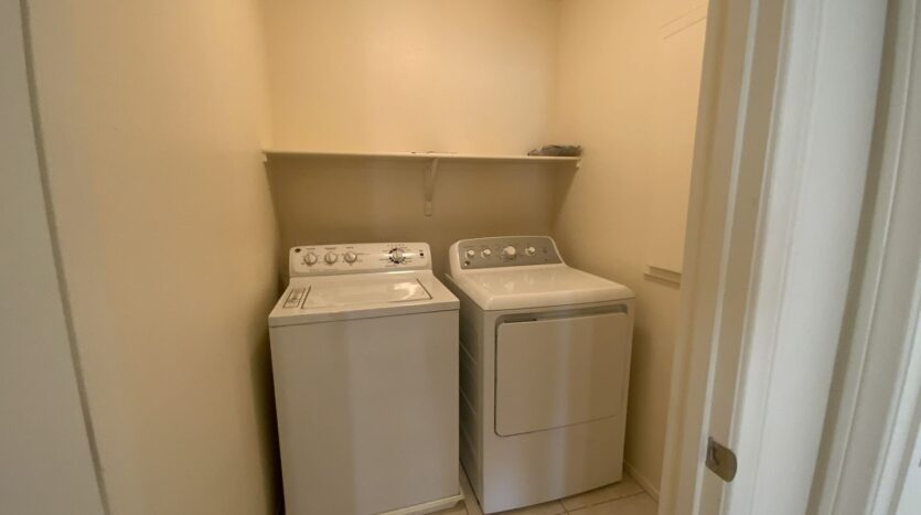 1001 Pleasing Plateau St - Henderson - Nevada - 4 bed, 2.5 bath rental property
