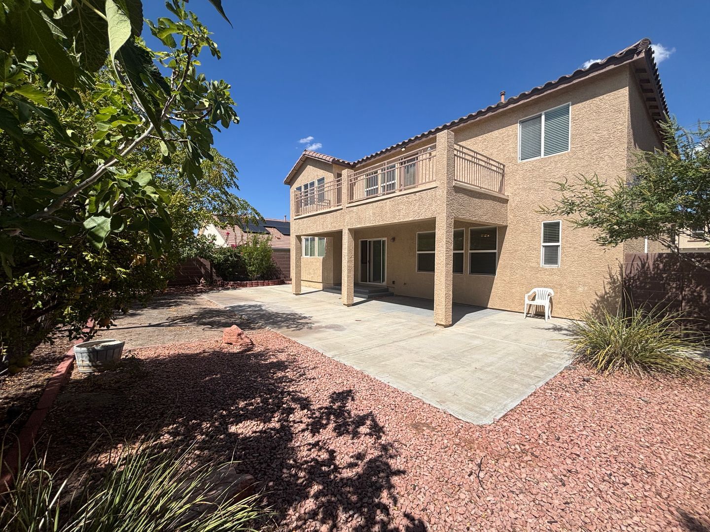 1001 Pleasing Plateau St - Henderson - Nevada - 4 bed, 2.5 bath rental property