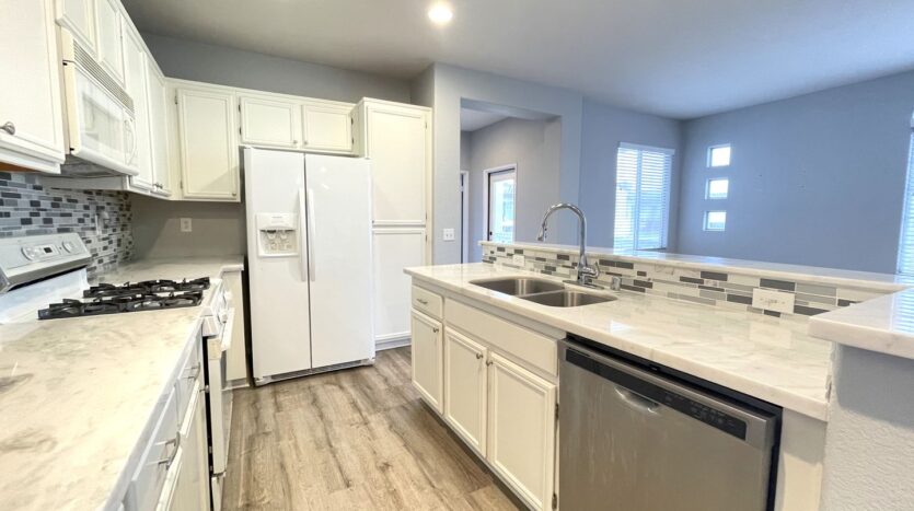 10964 Ivy Hill Drive Unit 3 - San Diego - California - 2 bed, 2 bath rental property