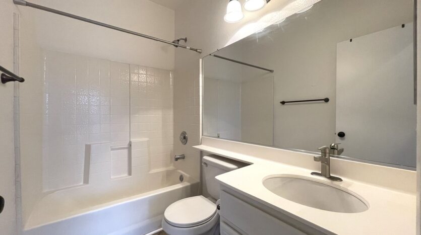 10964 Ivy Hill Drive Unit 3 - San Diego - California - 2 bed, 2 bath rental property