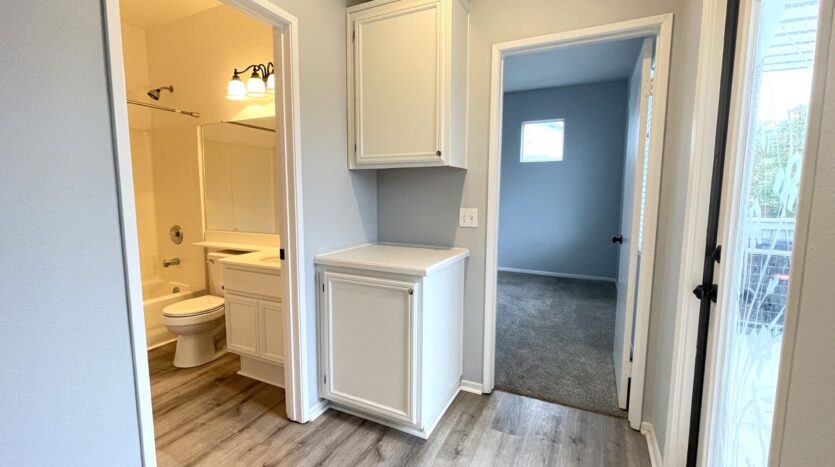 10964 Ivy Hill Drive Unit 3 - San Diego - California - 2 bed, 2 bath rental property