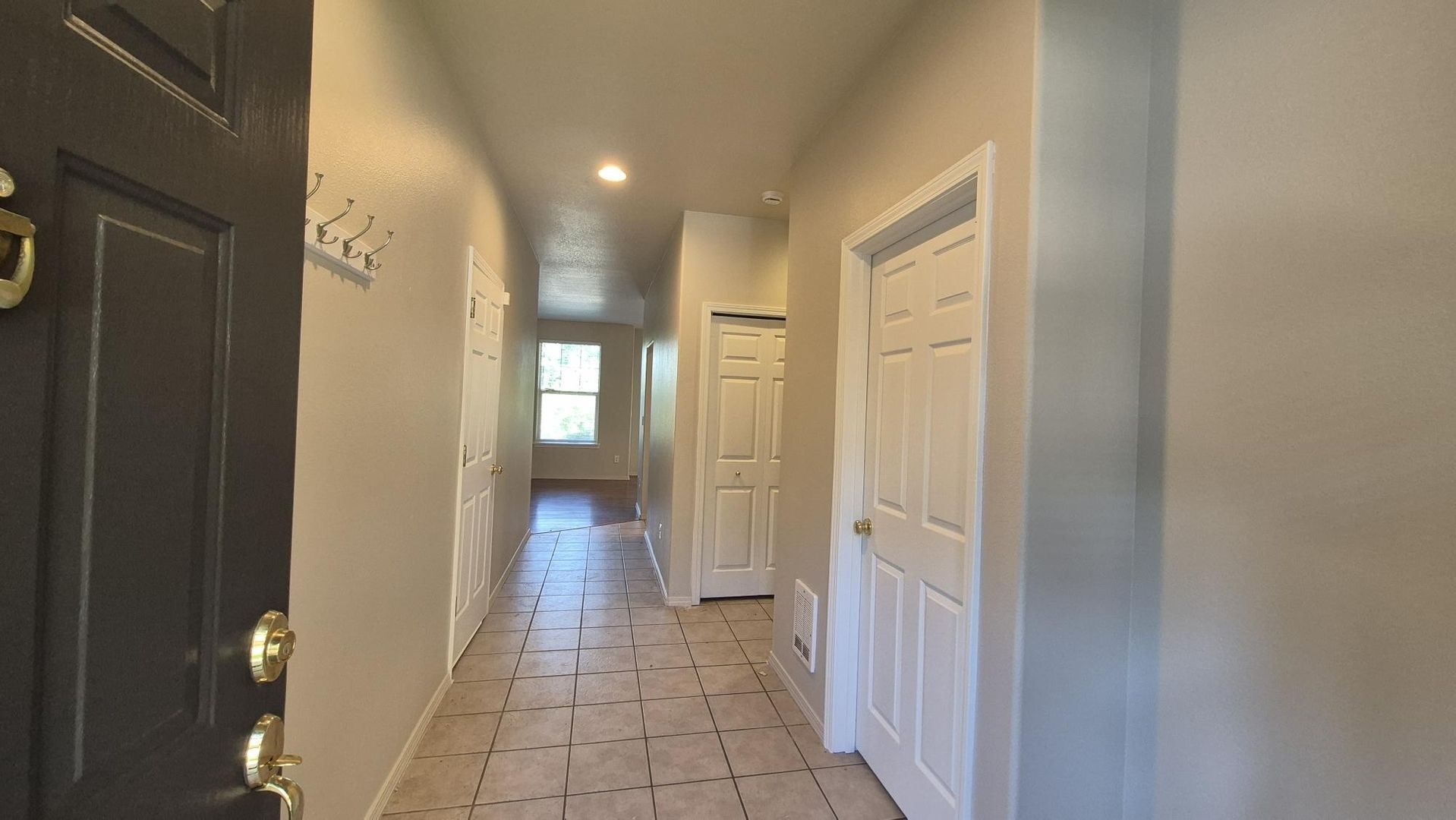 1311 SW Edgefield Meadows Ct. - Troutdale - Oregon - 3 bed, 2 bath rental property