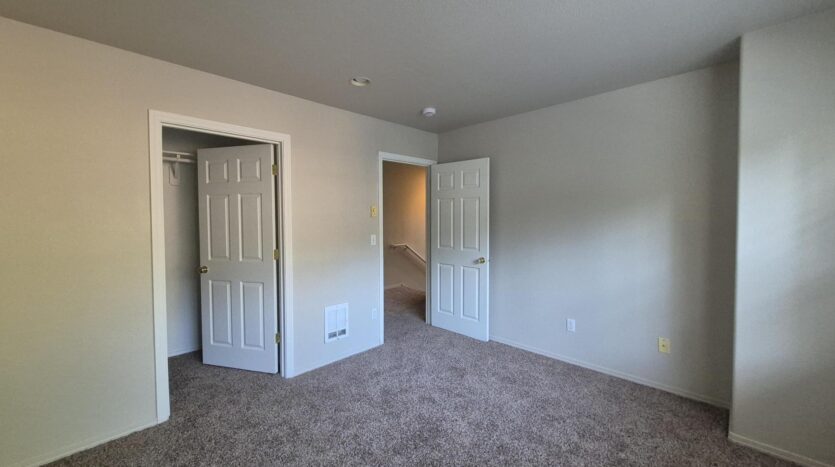 1311 SW Edgefield Meadows Ct. - Troutdale - Oregon - 3 bed, 2 bath rental property
