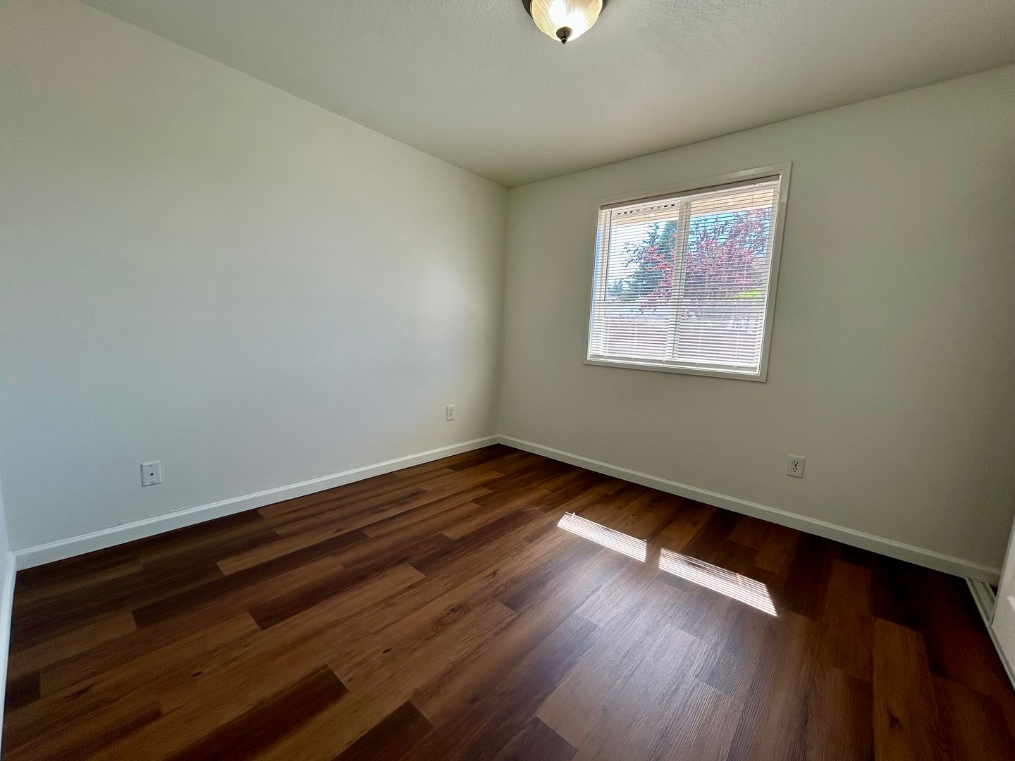 15511 NE 50th Circle - Vancouver - Washington - 3 bed, 2 bath rental property