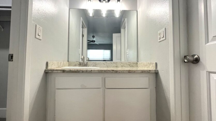 1708 Fairfield Ct - Ontario - California - 2 bed, 1.5 bath rental property