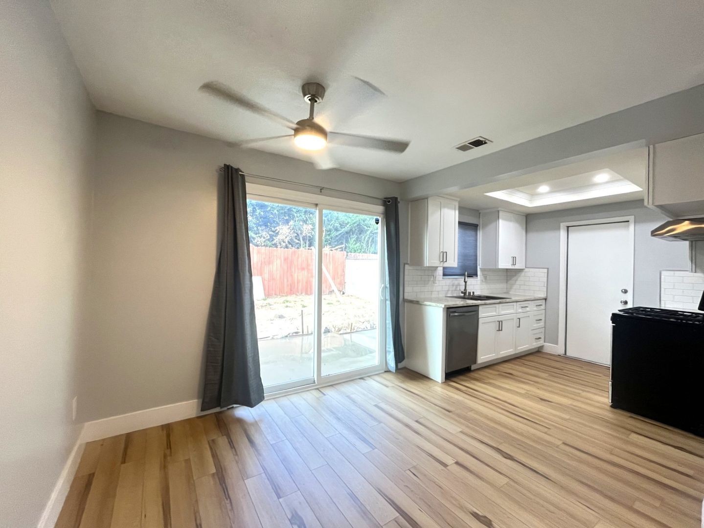 1708 Fairfield Ct - Ontario - California - 2 bed, 1.5 bath rental property