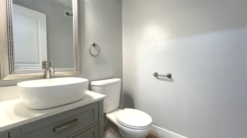 1708 Fairfield Ct - Ontario - California - 2 bed, 1.5 bath rental property