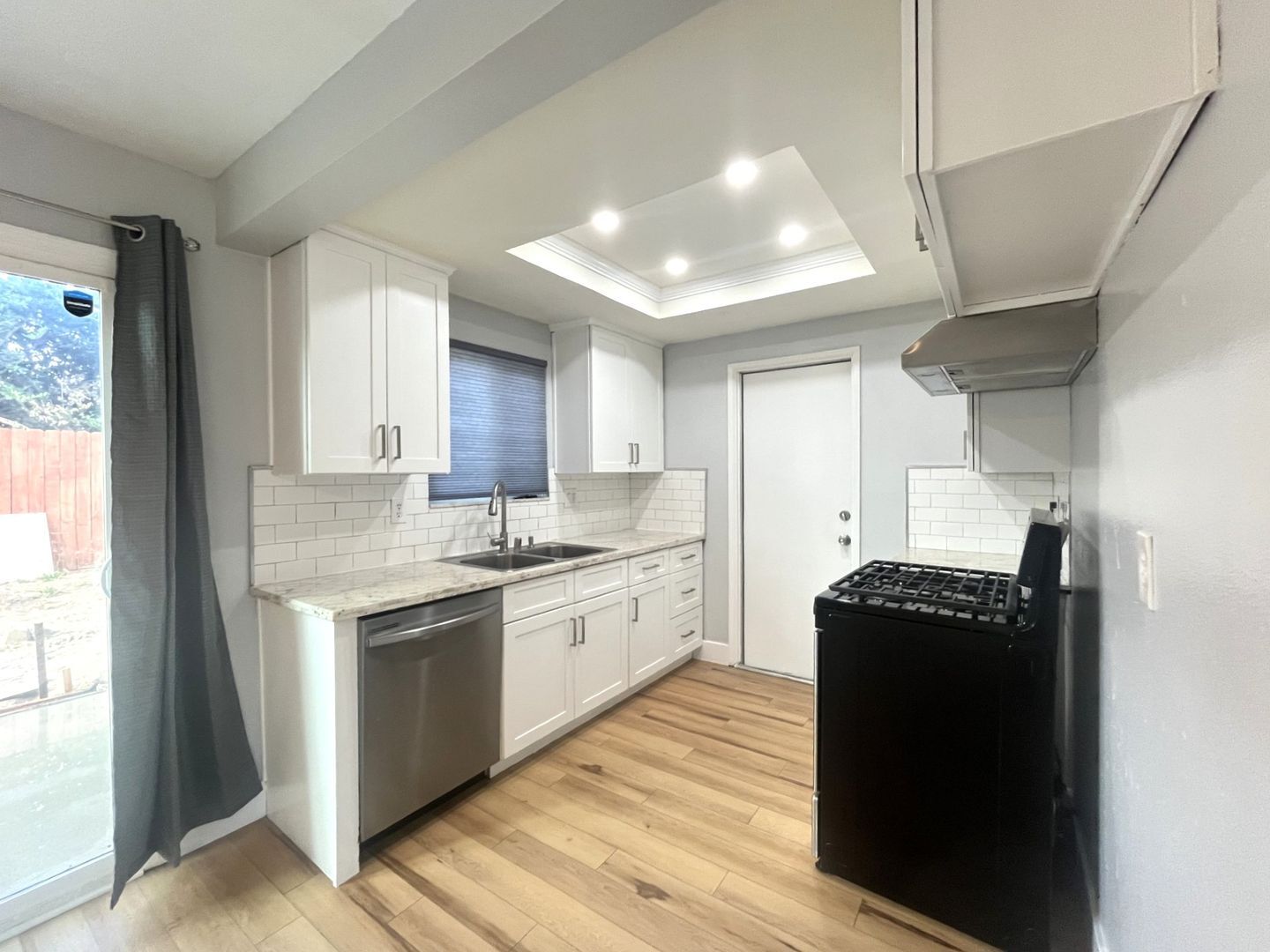 1708 Fairfield Ct - Ontario - California - 2 bed, 1.5 bath rental property